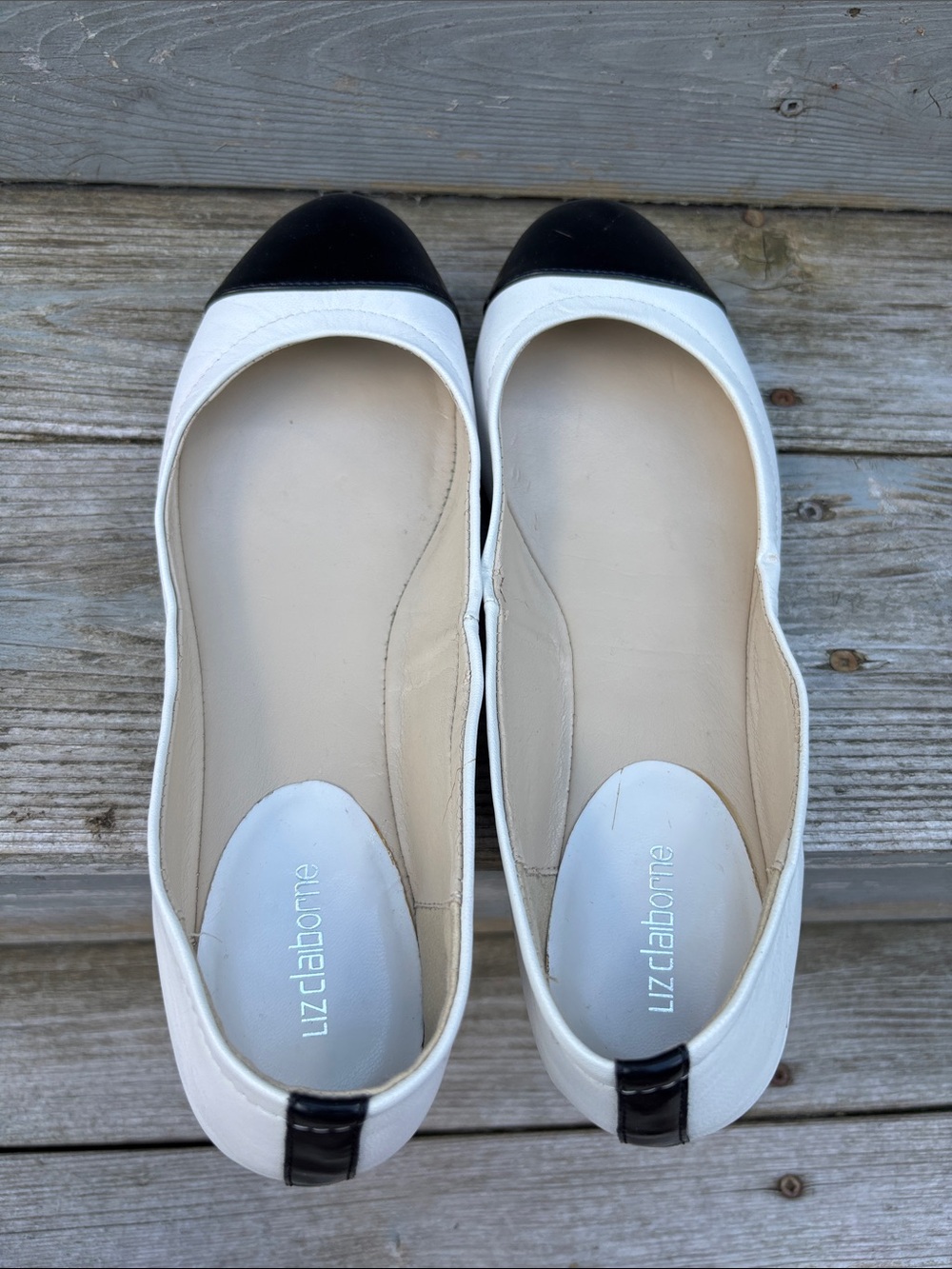 Liz Claiborne Two-Tone Cap-Toe Flats | Classic Chanel-Inspired | US 10